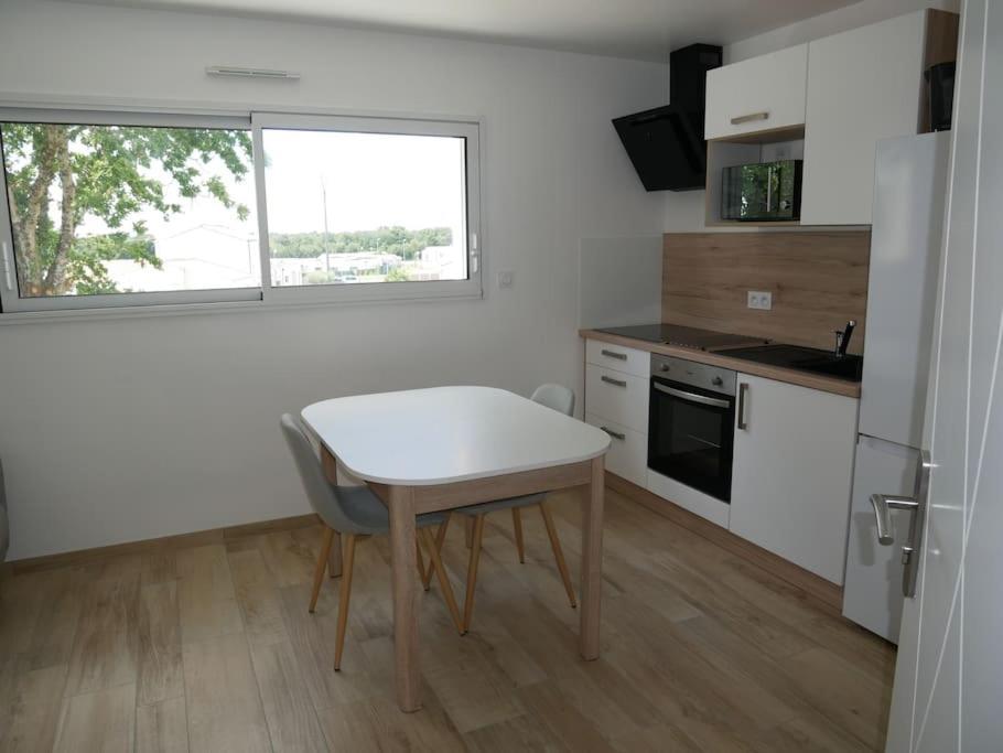 Appt T2 Confortable La Roche-sur-Yon Exterior photo